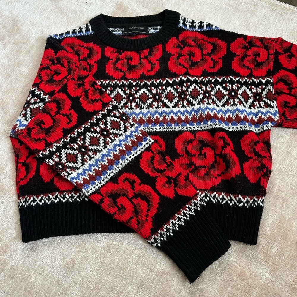 Urban Outfitters Cropped Rose Sweater (XS)